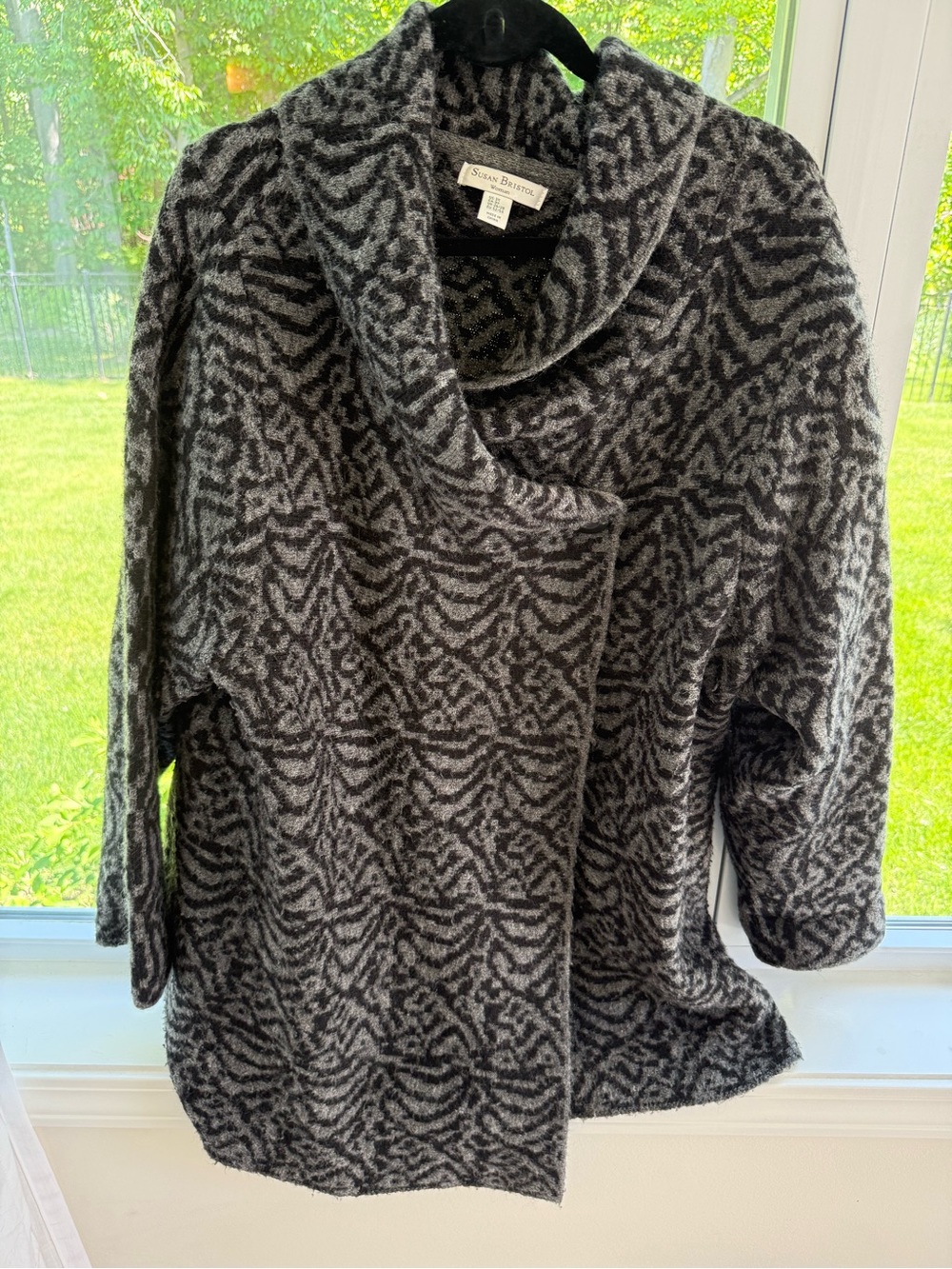 Susan Bristol Black and Gray Patterned Shawl-Collar Cardigan Sweater